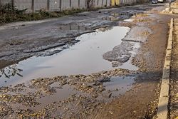 Практика по возмещению ущерба, причиненного в ДТП в результате ненадлежащего содержания дорожного покрытия